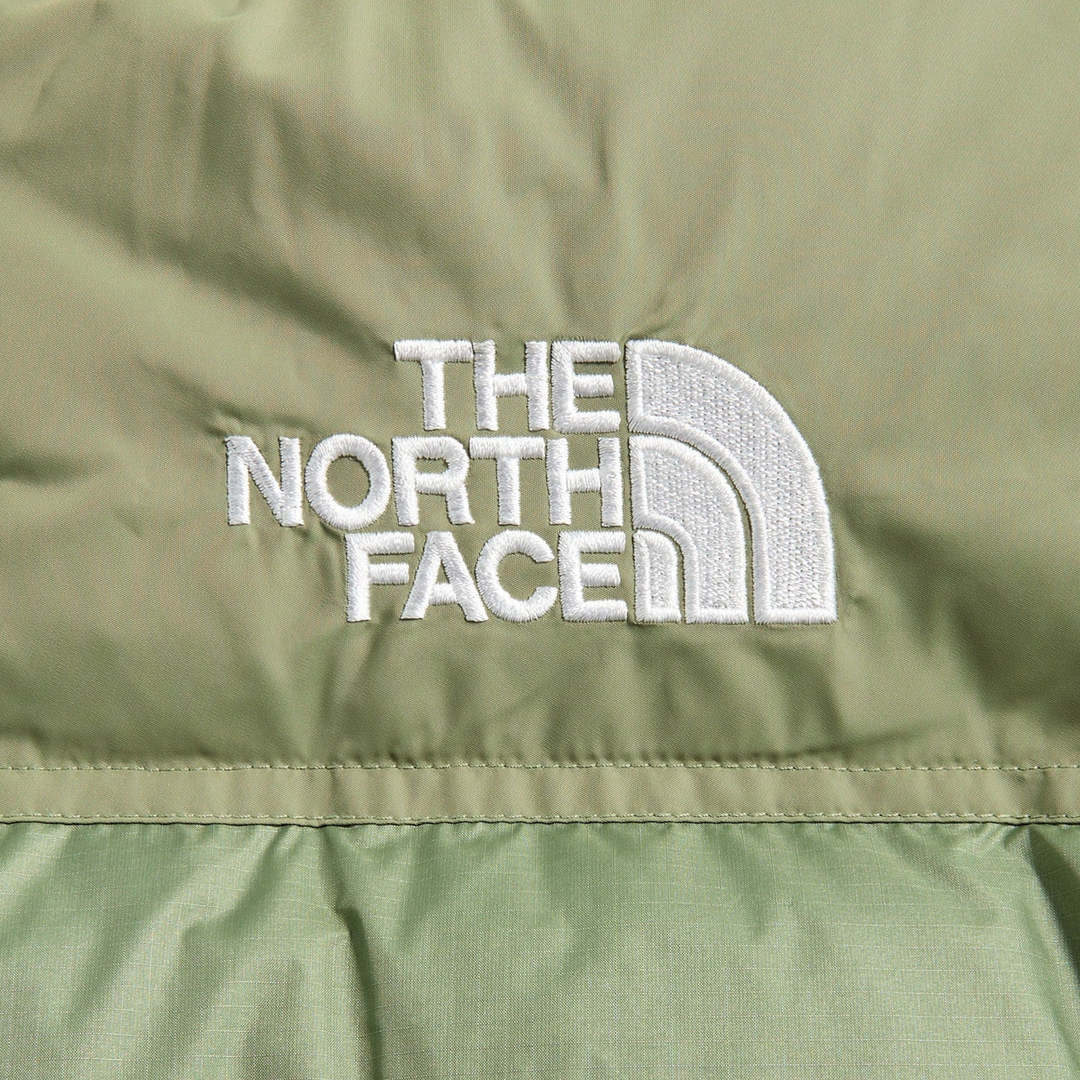 North Face Men's 1996 Retro Nuptse Jacket Bark/Mist