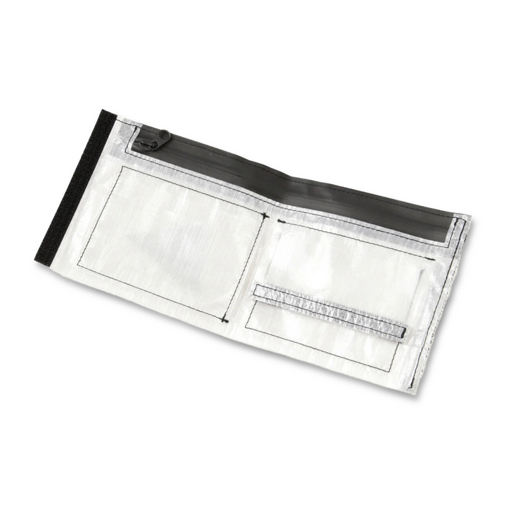 And Wander UL Wallet with Dyneema® White