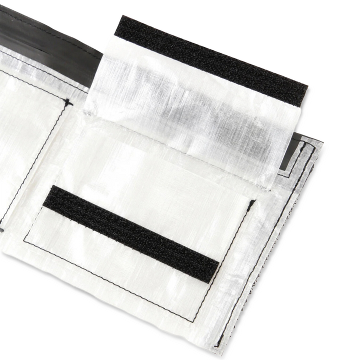 And Wander UL Wallet with Dyneema® White